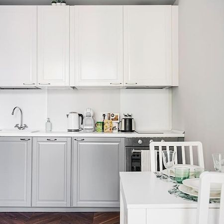 Unique Studio In The Heart Of Милан Экстерьер фото
