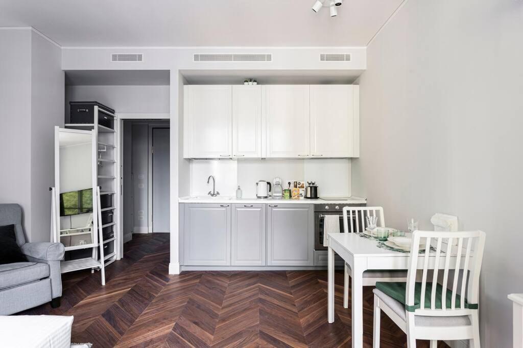 Unique Studio In The Heart Of Милан Экстерьер фото